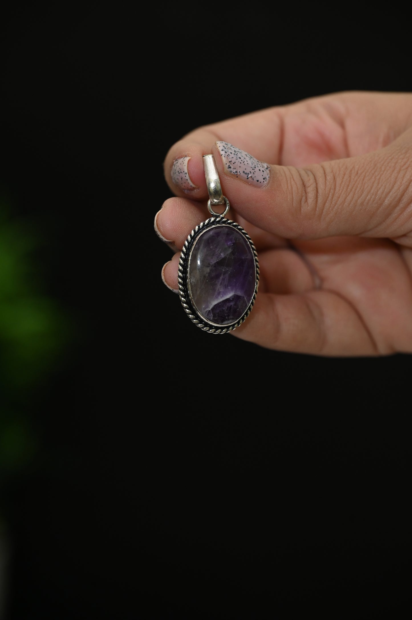 Amethyst pendent ( AAA Quality)