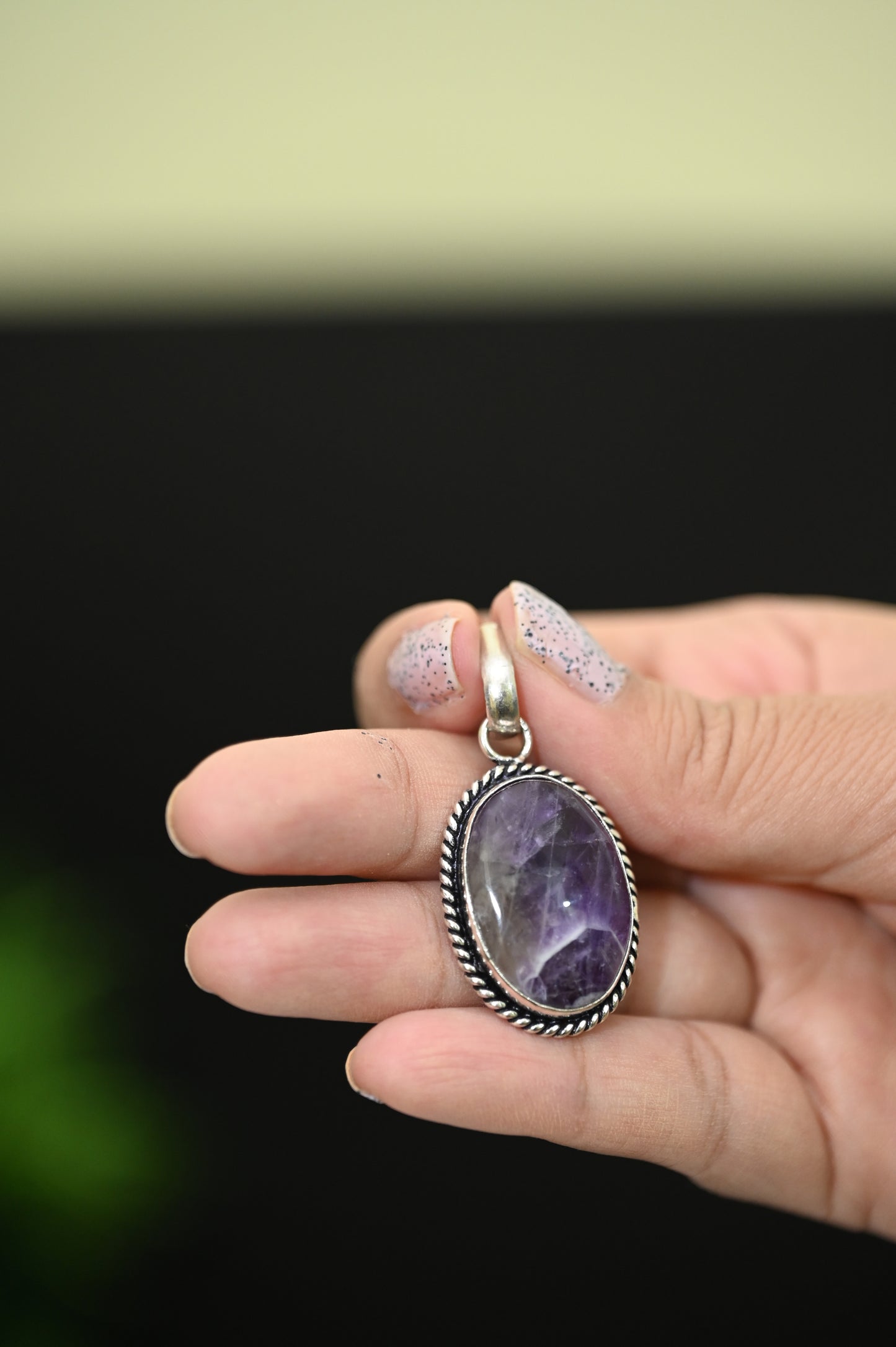 Amethyst pendent ( AAA Quality)