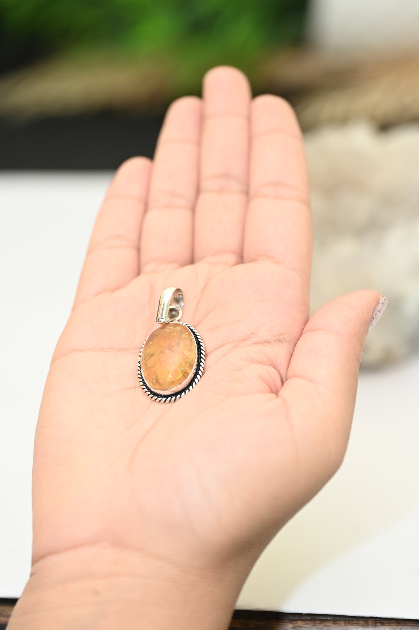 Citrine pendent ( Money and career growth )
