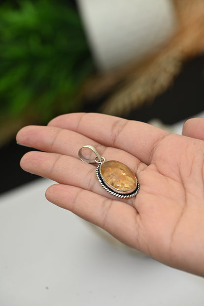 Citrine pendent ( Money and career growth )