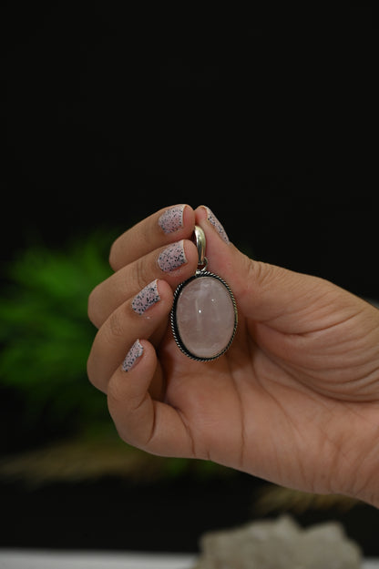 Rose quartz pendent