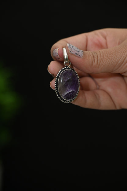 Amethyst pendent ( AAA Quality)